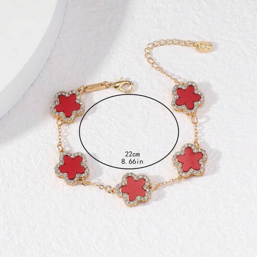 NWT Trends 5 Elegant Red Clover & cubic zirconia chain bracelet